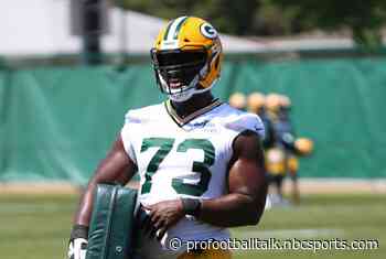 Packers place Yosh Nijman on injured reserve, sign John Leglue