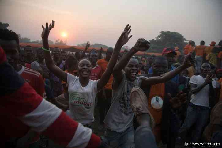Thousands welcome former C.African leader's return from exile