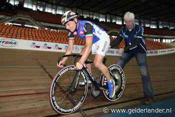 64-jarige Maas van Beek wil 1000 kilometer fietsen in 24 uur