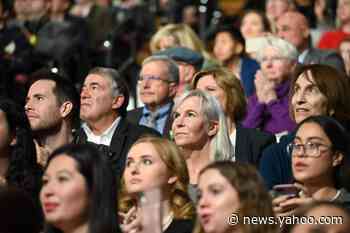 Democrats ratchet up criteria for making the debate stage in 2020