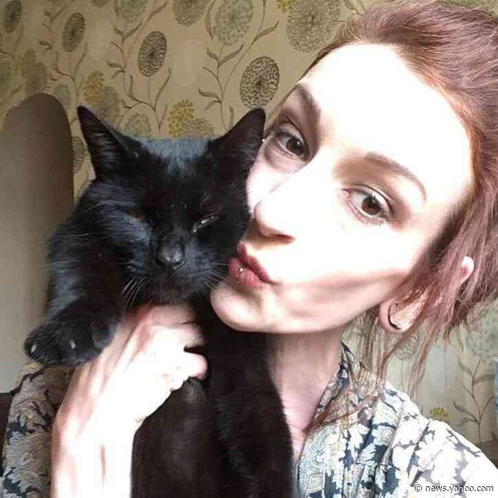 Coroner and friends criticise NHS treatment of 24-year-old anorexia victim