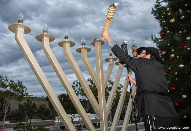 Festival of Lights shines brightly in Laguna Niguel with music, dancing and latkes