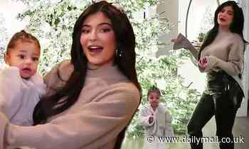 Kylie Jenner showcases her 'super simple' 15ft Christmas tree that 'matches her furniture and vibe'