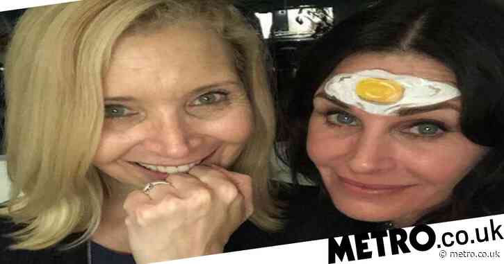 Friends’ Courteney Cox gets egg on her face at Christmas party with Lisa Kudrow