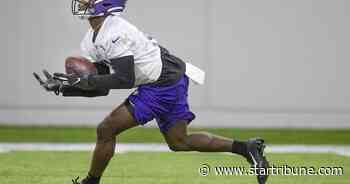 Vikings rookie Davion Davis ticketed for drunken driving