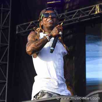Lil Wayne's private plane searched by federal agents in Miami