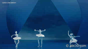 Christmas Animation Brings Joy to Downtown Chicago