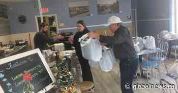 From free meals to hampers and toys, kindness spreads across London, Ont. this holiday season