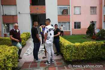 Two strong quakes shake central Colombia, no damage reported