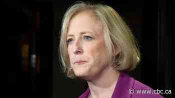 Former Conservative MP Lisa Raitt to help run race to replace Andrew Scheer