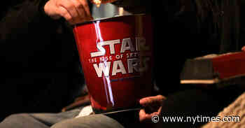 Disney Removes Same-Sex Kiss From ‘Star Wars’ Film in Singapore
