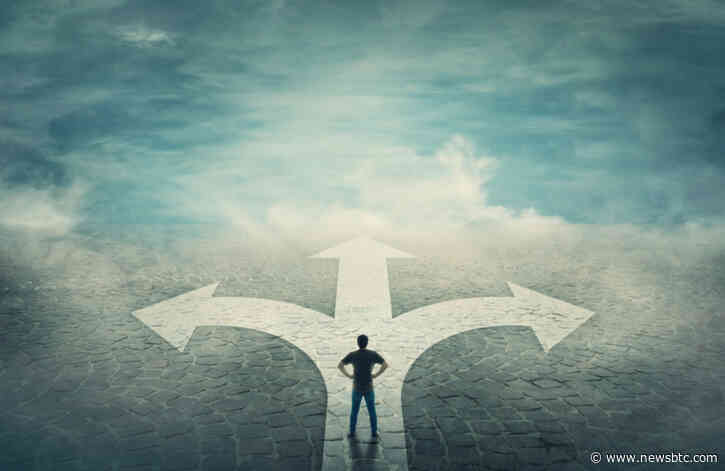 Bitcoin at Major Crossroads, Can Bulls Protect $7,000?