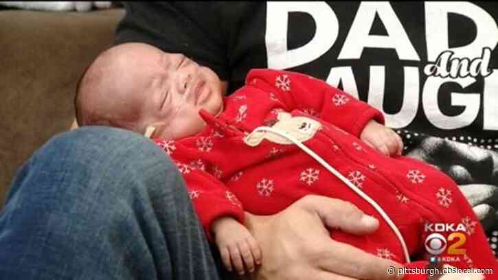 Twins Born Prematurely Got To Spend Christmas At Home After 80 Days In Hospital