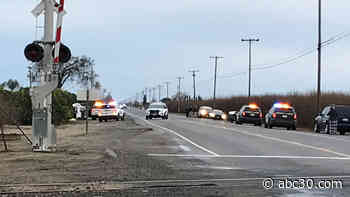 Tulare County roadway closed after traffic collision