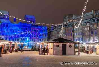 Holiday Spending up 14.6% as E-Commerce Beats Brick-and-Mortar