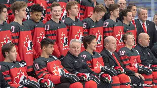 World Junior's Roundup: Host Czechs open with 4-3 win over Russia