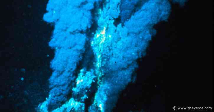 Go read this Atlantic report about why the battery of the future might come from the ocean