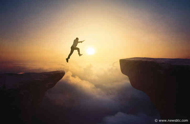 Key Bitcoin Signal That Preceded 330% Rally to $14,000 Flashes Again