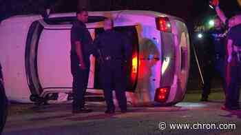 Suspected drunk driver gets away after Houston cop hits pothole during pursuit, flipping cruiser
