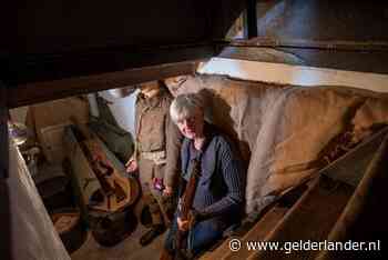 Onderduikers in kruidenierszaak Lammert van de Bospoort in Ede
