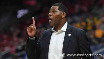 Evansville places basketball coach Walter McCarty on administrative leave amid Title IX investigation