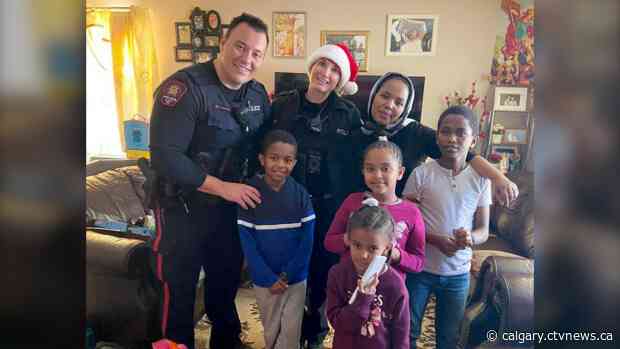 Calgary police officers step up to brighten holidays for local families