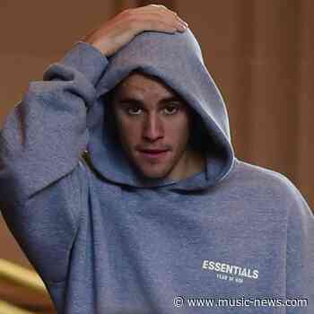 Justin Bieber urges coffee store to change its lids