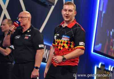 LIVE | Belgische dartsmiddag: Van den Bergh dwingt zevende set af