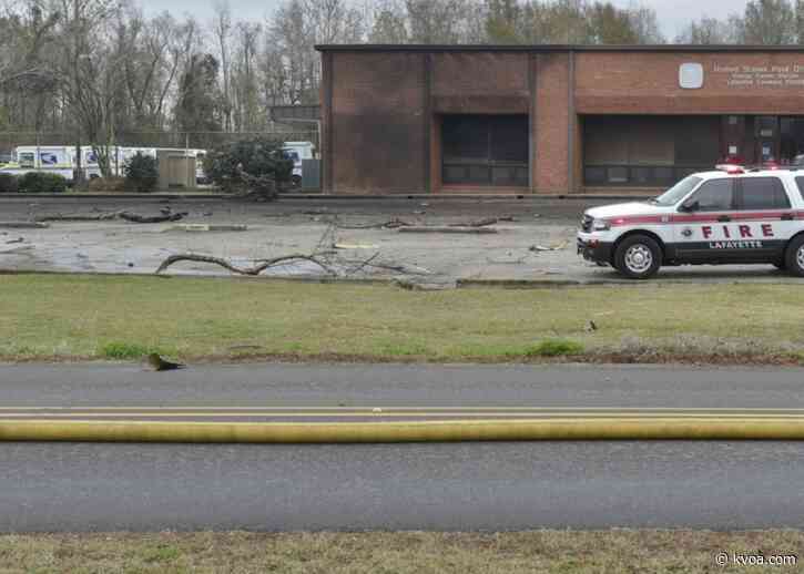 Report: Small plane crashes in Louisiana, five dead