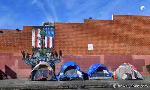 Trump claims homelessness 'so easy' to handle in attack on Democrats