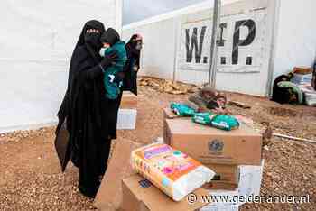Vrouwelijke Syriëganger aangehouden op Schiphol, kind (4) naar kinderbescherming