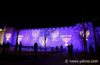 A New York Times column exploring why 'Jews are smart' is prompting heavy criticism and canceled subscriptions