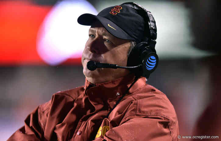 USC fires assistants Clancy Pendergast, John Baxter