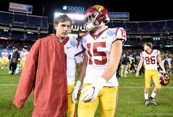 USC QB Kedon Slovis won’t need surgery on injured elbow