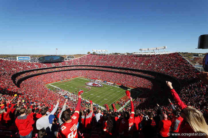 Game Center: Chargers at Kansas City Chiefs, Sunday, 10 a.m.
