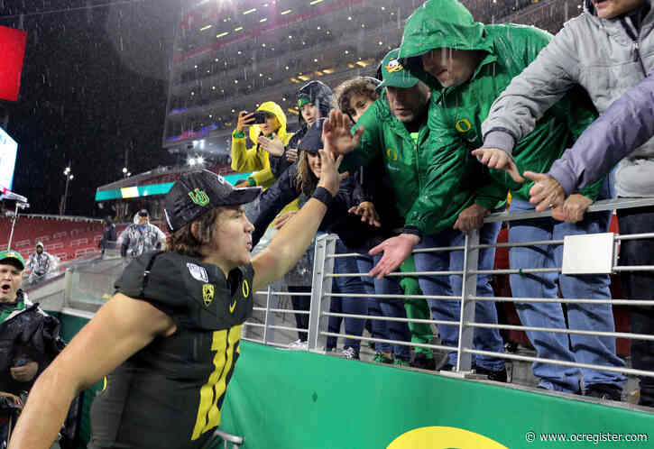 Rose Bowl: Oregon QB Justin Herbert on his decision to return and team’s legacy
