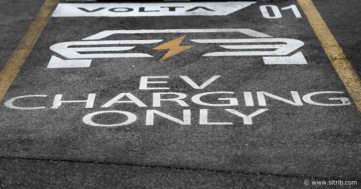 States charge more for electric cars as new laws take effect