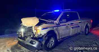 Killam RCMP looking for suspects after police vehicle rammed during traffic stop