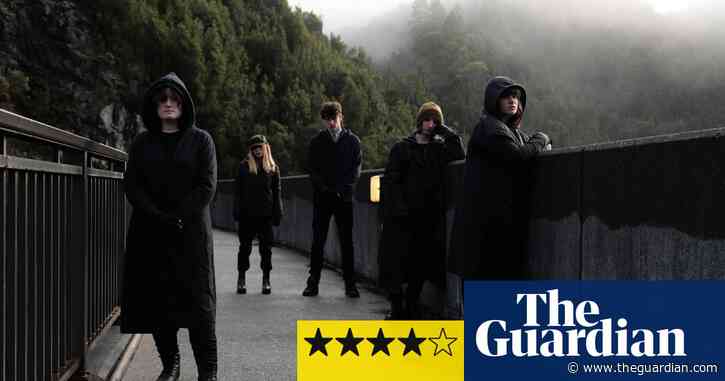 The Gloaming review – shades of Twin Peaks in fog-swamped crime drama