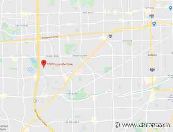 Man arrested after barricading himself in home with 2-year-old in SW Houston