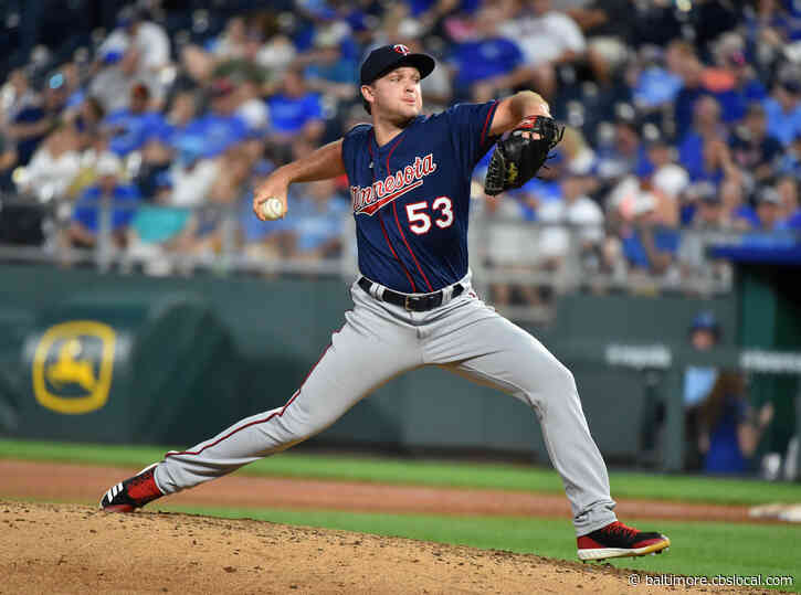 Baltimore Orioles Sign Free Agent RHP Stewart