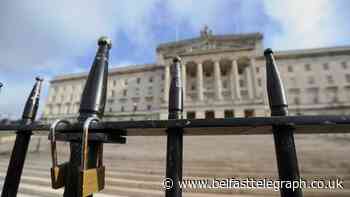Talks to restore Stormont power sharing to resume