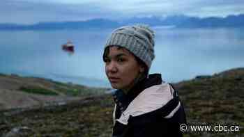 Acclaimed Inuk singer Kelly Fraser was 'fiercely open with her fans,' says family