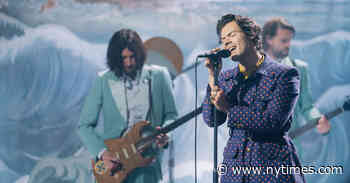 Harry Styles Holds at No. 1 as Holiday Albums Flood the Chart