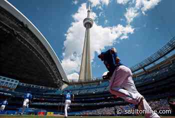 Jays sign infielder Shaw to one-year deal and designate Urena for assignment