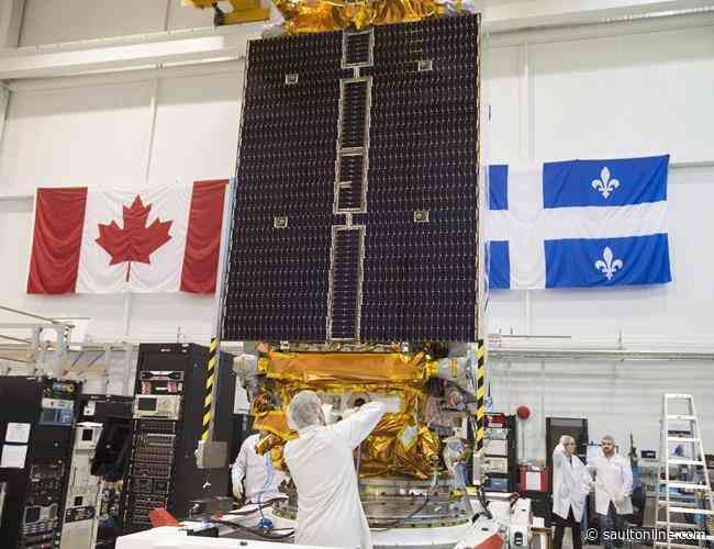 Canadian group to repatriate Canadarm company in $1-billion deal with Maxar