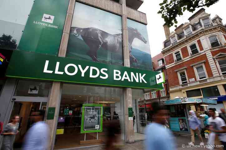 Lloyds Banking Group suffers hours-long online outage