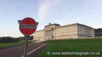 Simon Coveney urges all sides in Stormont talks to show generosity