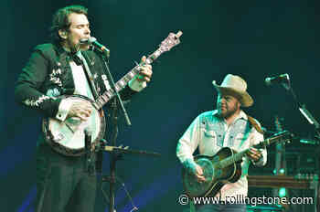 Old Crow Medicine Show Celebrate Critter Fuqua on New Year’s Eve 2020