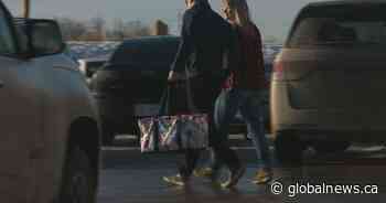 ‘It just ends up in our waste system’: Plastic grocery bag ban officially launched in Devon, Alberta